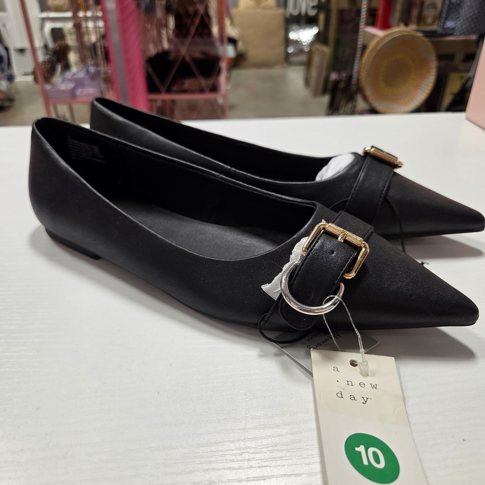 A New Day Valentina Black Pointed Toe Buckle Flats Memory Foam Size 10 NEW